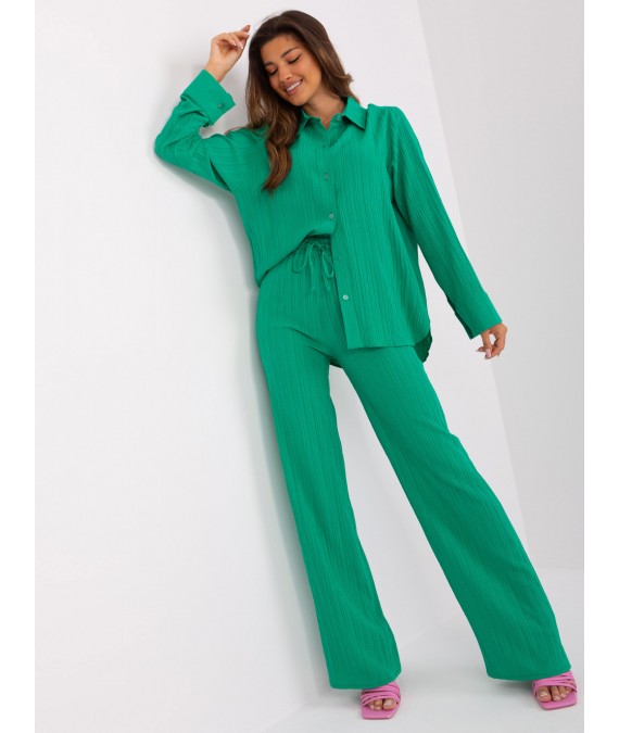 Marškinių ir kelnių laisvalaikio kostiumėlis vasarai (žalios spalvos)